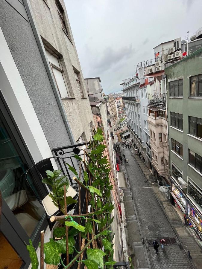 Royal Galata Hotel Istanbul Exterior photo